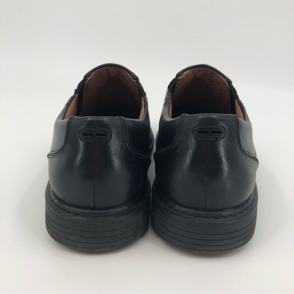 Clarks Black Breathable Comfort Loafers | Handmade in Vietnam